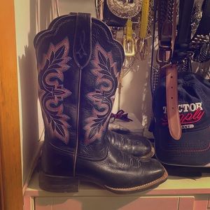 Artist Jackal Black Square Toe Boots